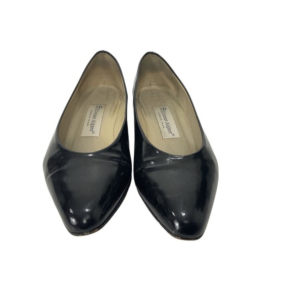 Etienne Aigner Black Patent Shoes Size 6.5 With a 1.5” Heel Shoes Original Box - Picture 7 of 9